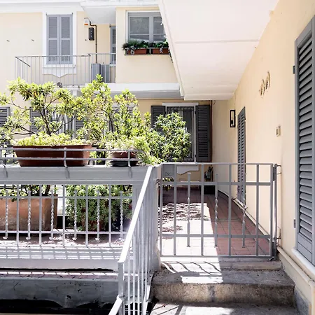 Elegante Bilocale In Montenapoleone - Brera Apartment *