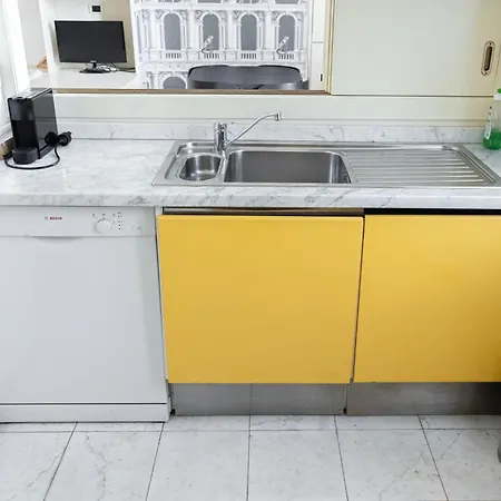 Elegante Bilocale In Montenapoleone - Brera ミラノ